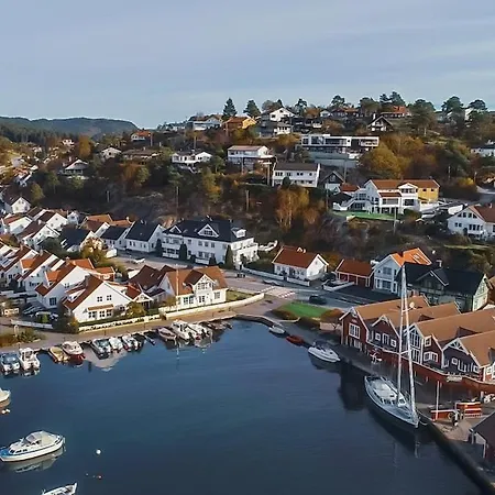 Exclusive In - Hollen *